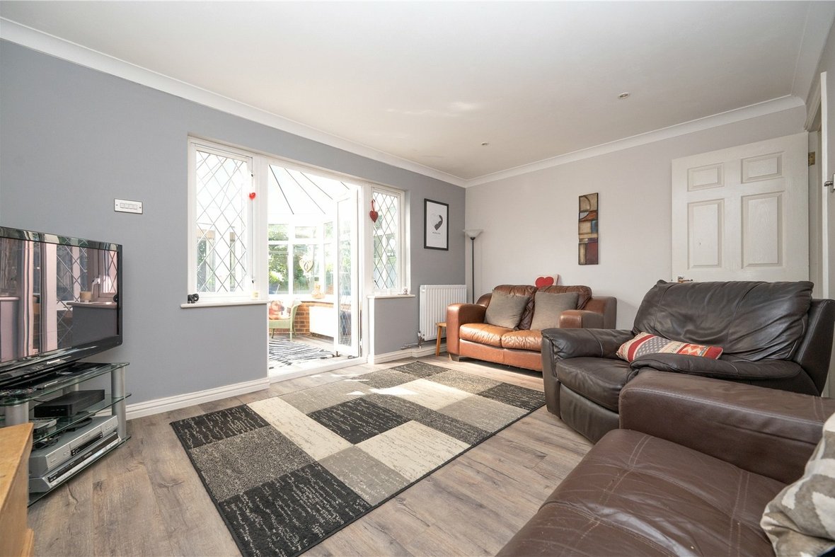 4 Bedroom House For SaleHouse For Sale in Oriole Close, Abbots Langley, Hertfordshire - View 6 - Collinson Hall