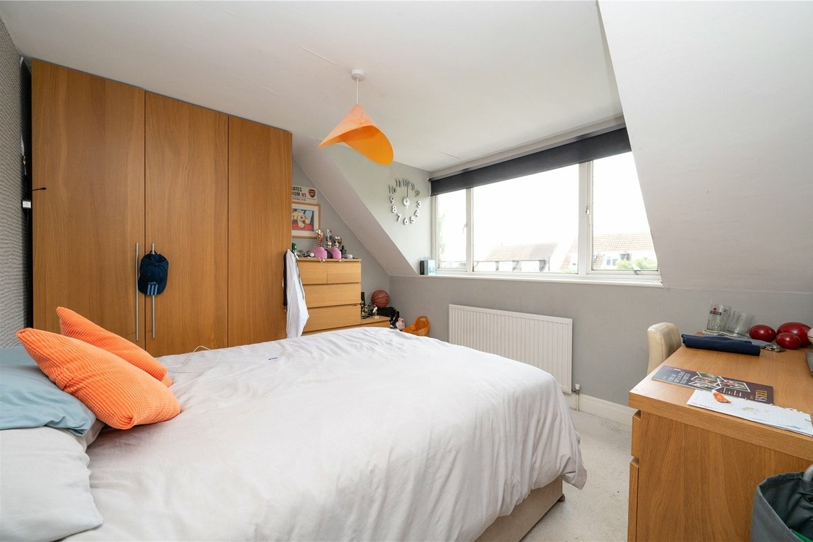 4 Bedroom House For SaleHouse For Sale in Jenkins Avenue, Bricket Wood, St. Albans - View 7 - Collinson Hall