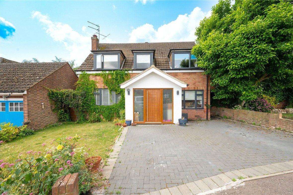 4 Bedroom House For SaleHouse For Sale in Jenkins Avenue, Bricket Wood, St. Albans - View 13 - Collinson Hall