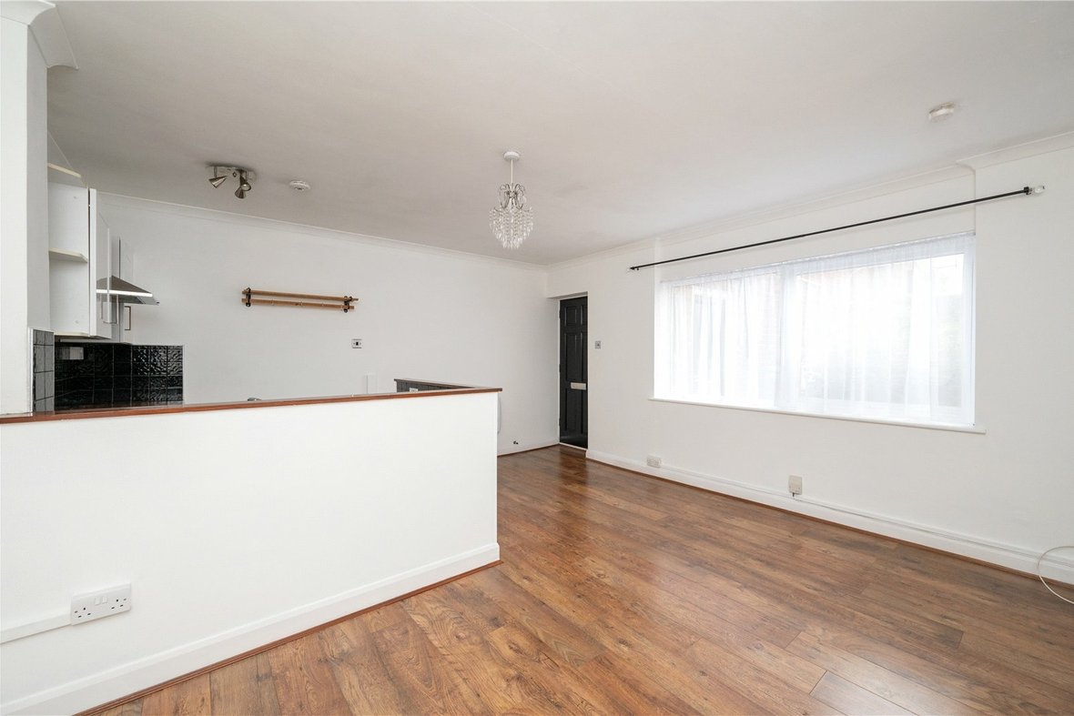 1 Bedroom Apartment Let AgreedApartment Let Agreed in Wyedale, London Colney, St. Albans - View 10 - Collinson Hall