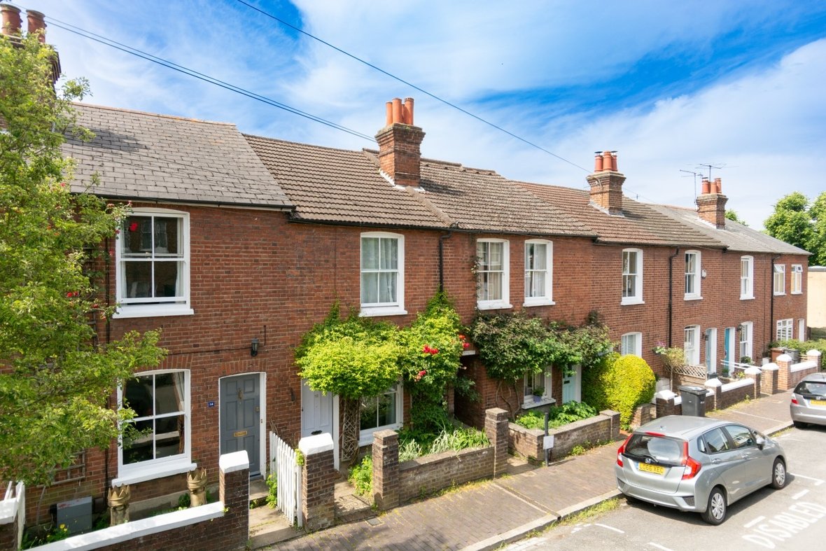 3 Bedroom House to rent in Kings Road, St. Albans, Hertfordshire, AL3