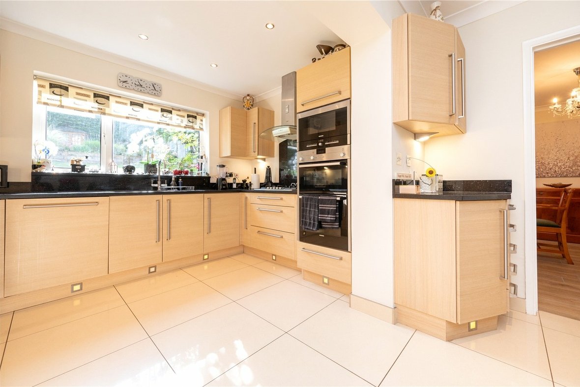 6 Bedroom House For SaleHouse For Sale in Everlasting Lane, St. Albans, Hertfordshire - View 7 - Collinson Hall