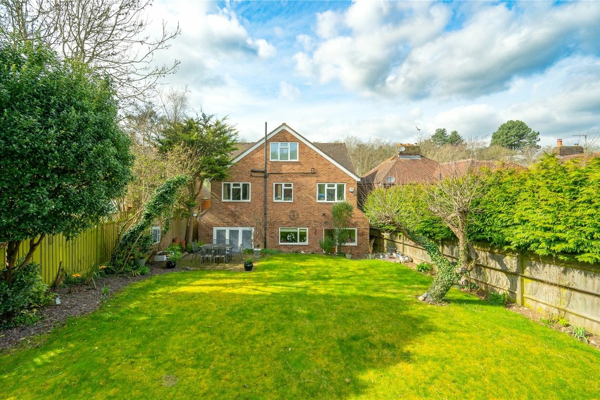 6 Bedroom House For SaleHouse For Sale in Everlasting Lane, St. Albans, Hertfordshire - View 8 - Collinson Hall