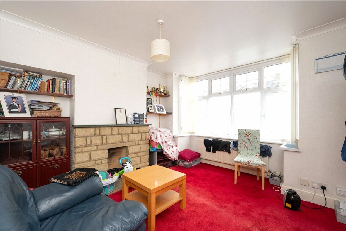 2 Bedroom House For SaleHouse For Sale in Sadleir Road, St. Albans, Hertfordshire - View 3 - Collinson Hall
