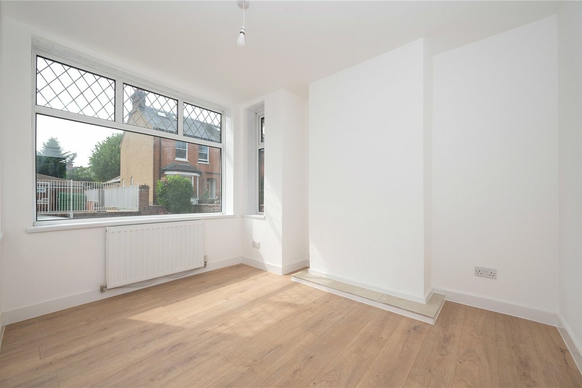 2 Bedroom House LetHouse Let in Sandfield Road, St. Albans, Hertfordshire - View 3 - Collinson Hall