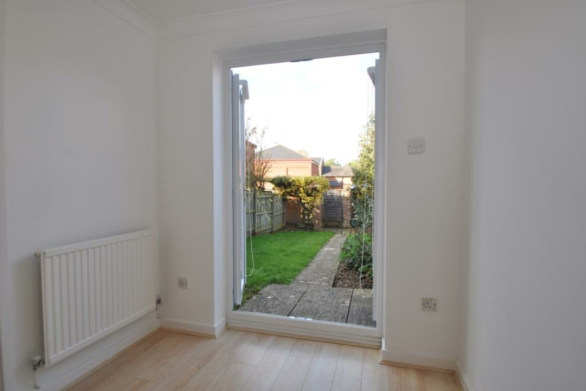 2 Bedroom House Let AgreedHouse Let Agreed in De Tany Court, St. Albans, Hertfordshire - View 7 - Collinson Hall