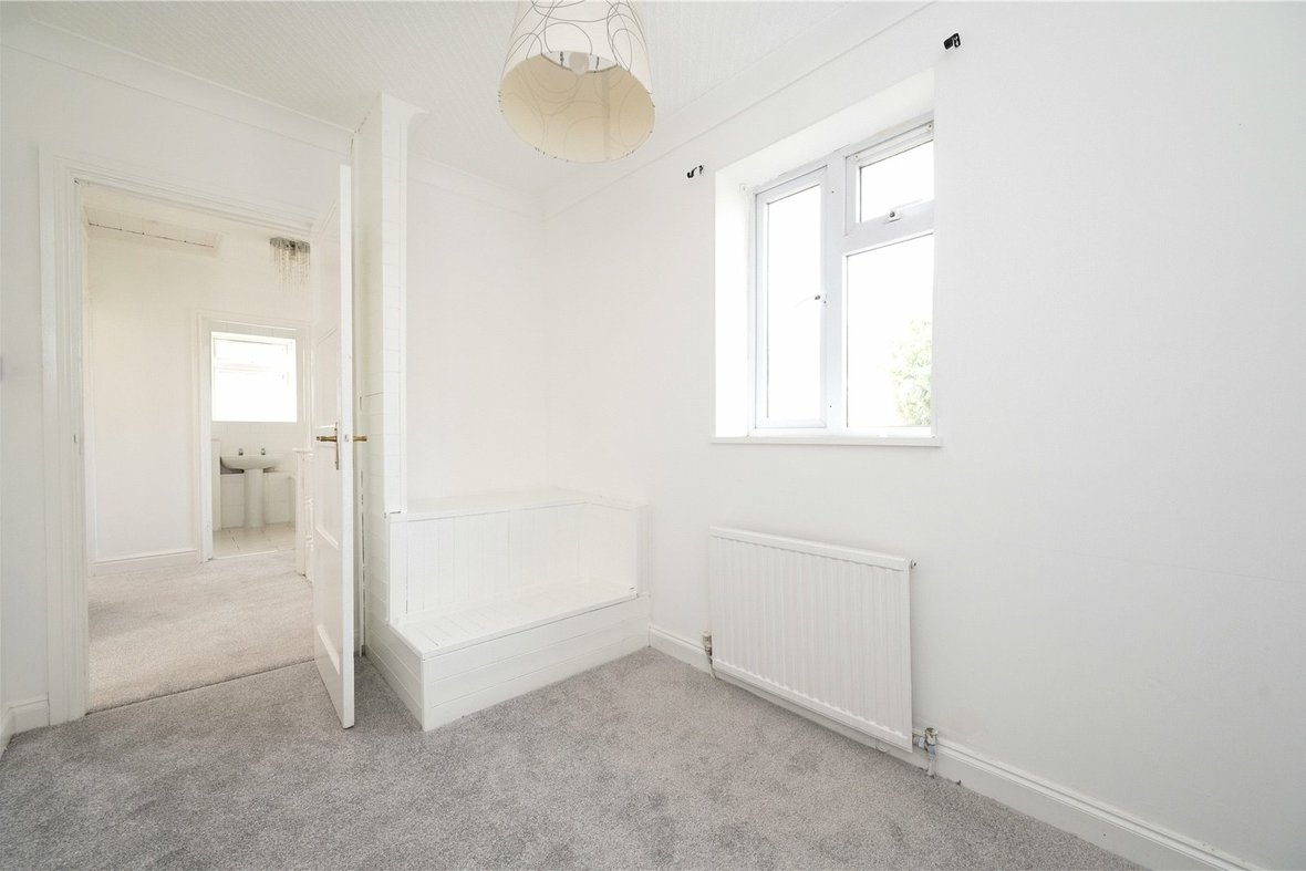 3 Bedroom House LetHouse Let in Wilga Road, Welwyn, Hertfordshire - View 13 - Collinson Hall