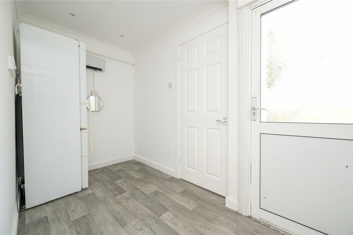 3 Bedroom House LetHouse Let in Wilga Road, Welwyn, Hertfordshire - View 18 - Collinson Hall