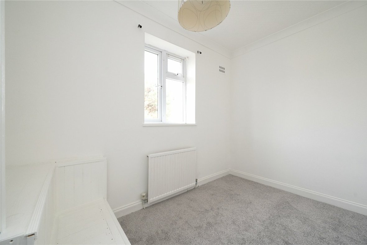 3 Bedroom House LetHouse Let in Wilga Road, Welwyn, Hertfordshire - View 12 - Collinson Hall