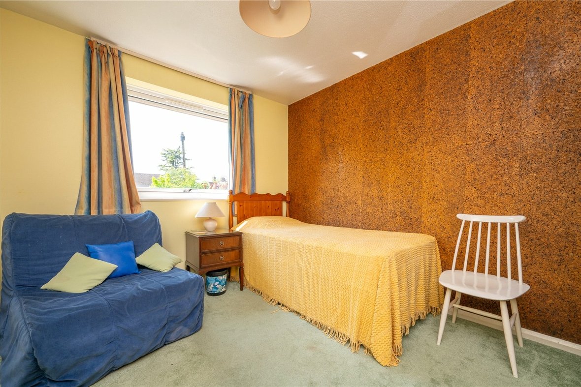 3 Bedroom House LetHouse Let in St Johns Court, Beaumont Avenue, St. Albans - View 11 - Collinson Hall