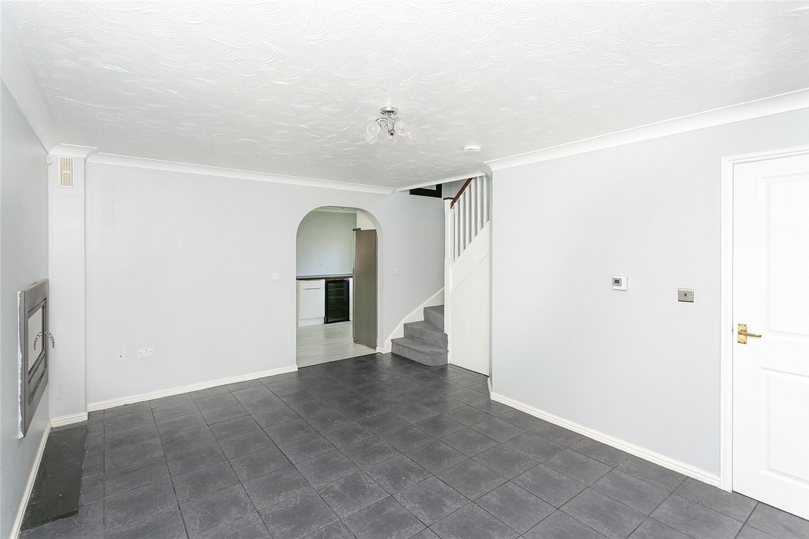 3 Bedroom House For SaleHouse For Sale in Hamlet Close, Bricket Wood, St. Albans - View 5 - Collinson Hall