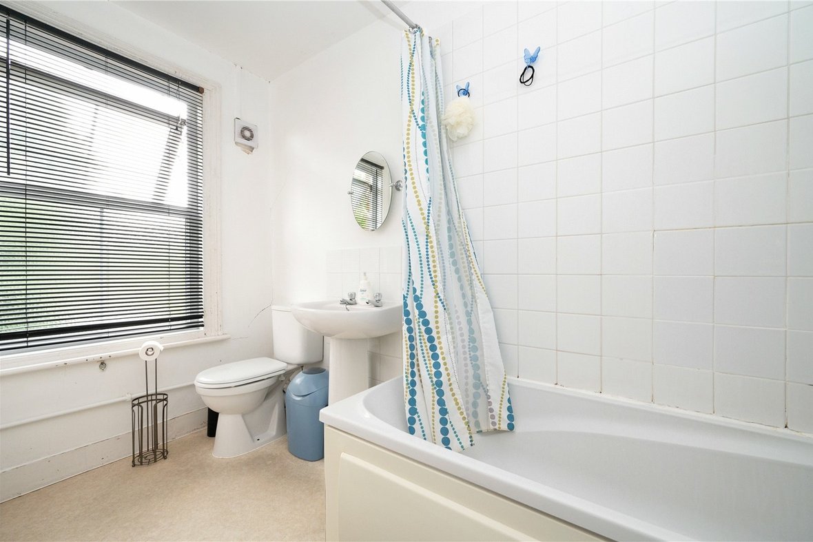 2 Bedroom House To LetHouse To Let in Cape Road, St. Albans, Hertfordshire - View 5 - Collinson Hall