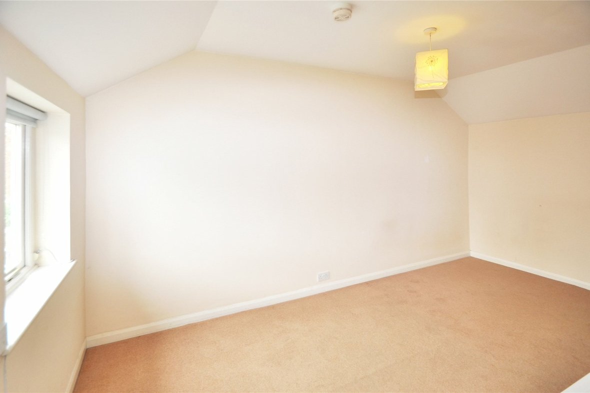 1 Bedroom Apartment Let AgreedApartment Let Agreed in Church Street, St. Albans, Hertfordshire - View 3 - Collinson Hall