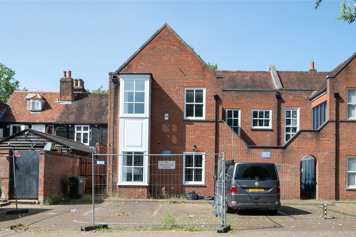 House Sold Subject to Contract in St Peters Street, St. Albans, Hertfordshire - View 9 - Collinson Hall
