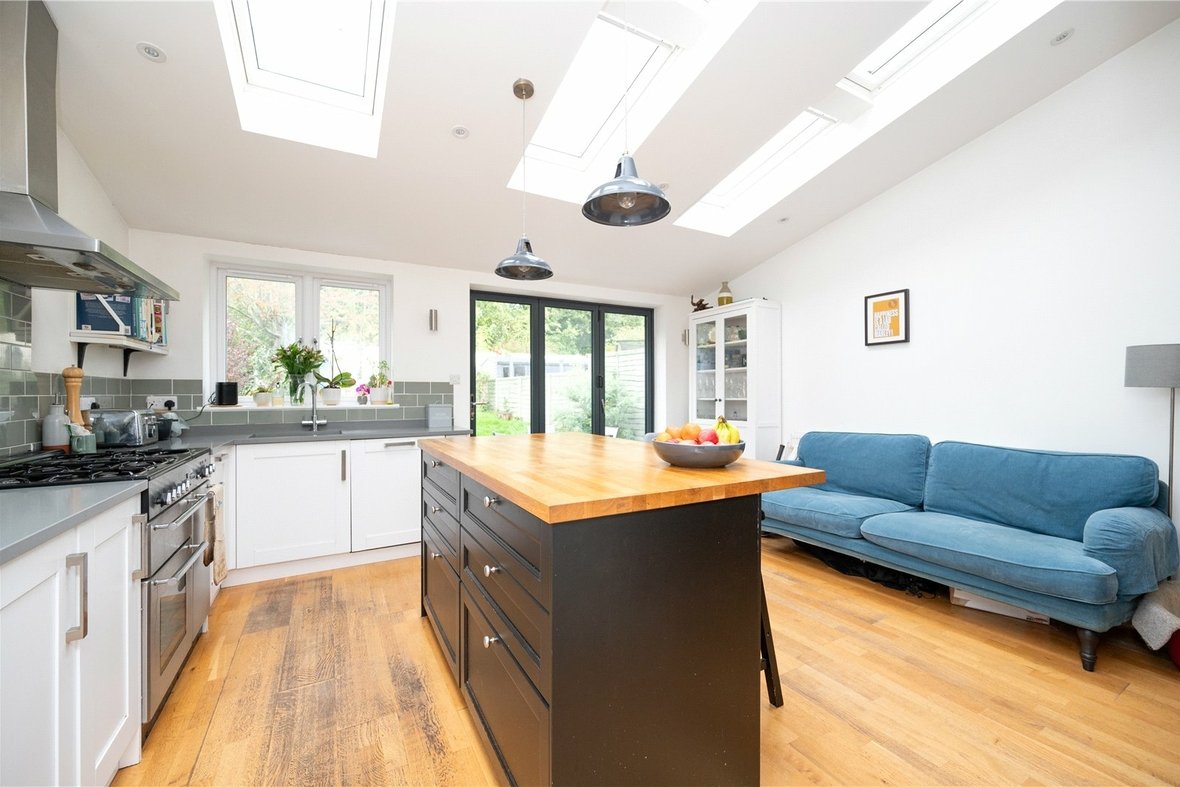 4 Bedroom House Sold Subject to ContractHouse Sold Subject to Contract in Campfield Road, St. Albans, Hertfordshire - View 5 - Collinson Hall