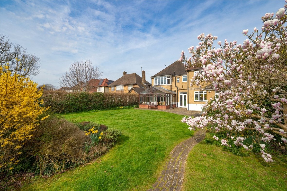 5 Bedroom House For SaleHouse For Sale in Jennings Road, St Albans, Hertfordshire - View 11 - Collinson Hall