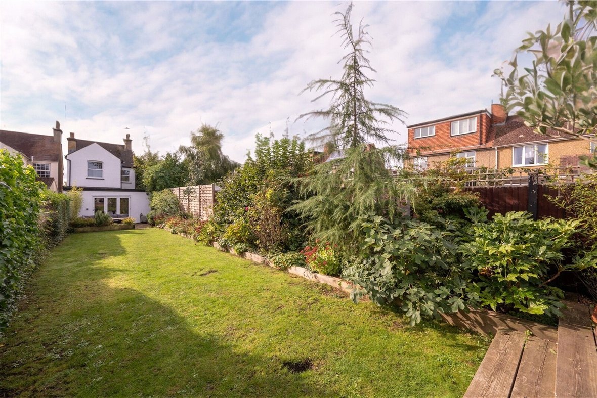 3 Bedroom House Sold Subject to ContractHouse Sold Subject to Contract in Camp Road, St. Albans, Hertfordshire - View 6 - Collinson Hall