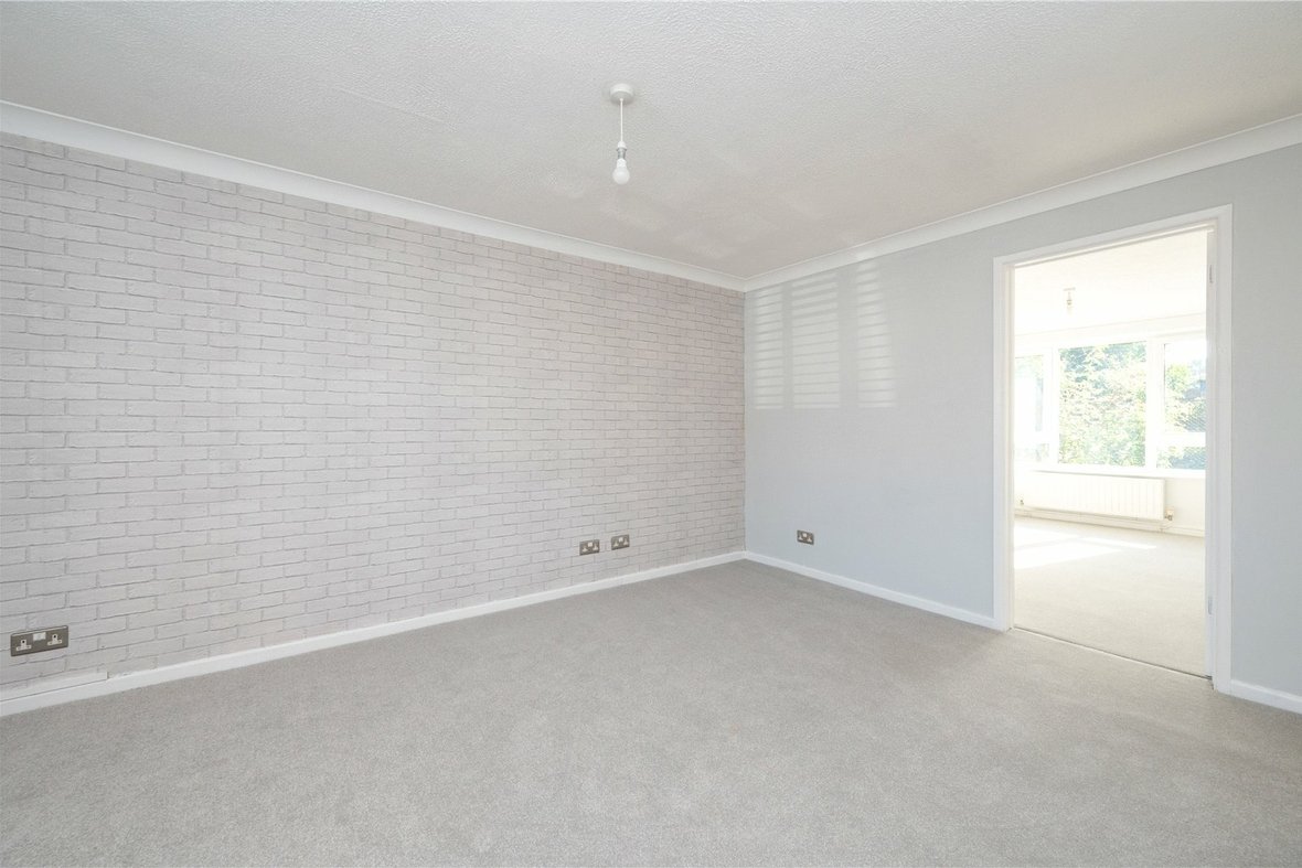 1 Bedroom Apartment Sold Subject to ContractApartment Sold Subject to Contract in Furse Avenue, St. Albans, Hertfordshire - View 6 - Collinson Hall