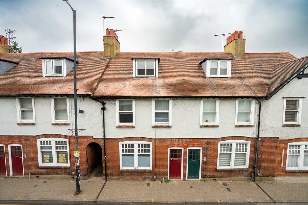 3 Bedroom House Let AgreedHouse Let Agreed in Catherine Street, St. Albans, Hertfordshire - View 1 - Collinson Hall