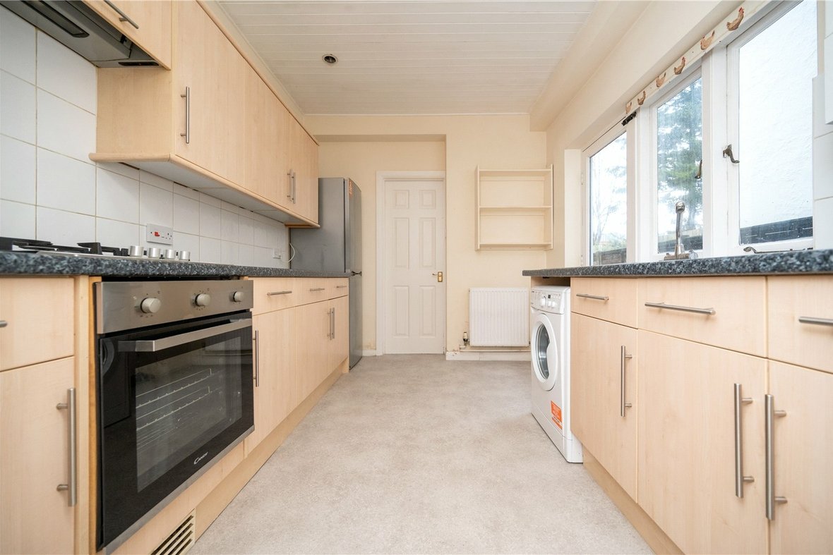 4 Bedroom House Let AgreedHouse Let Agreed in Catherine Street, St. Albans, Hertfordshire - View 3 - Collinson Hall