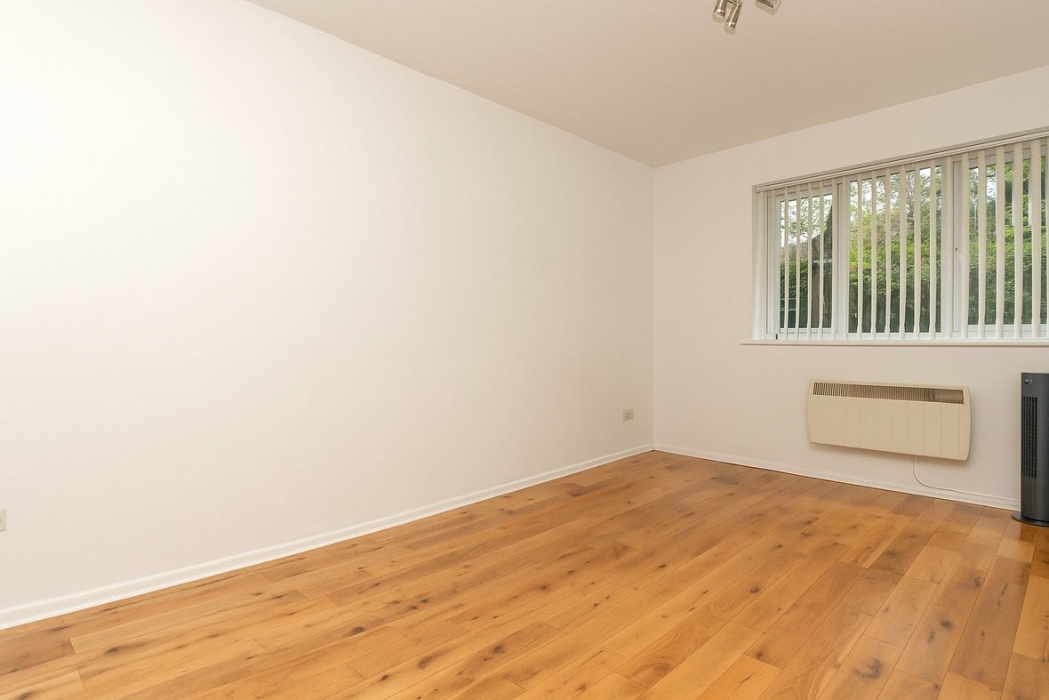 1 Bedroom Apartment To LetApartment To Let in Canterbury Court, Battlefield Road, St. Albans - View 5 - Collinson Hall