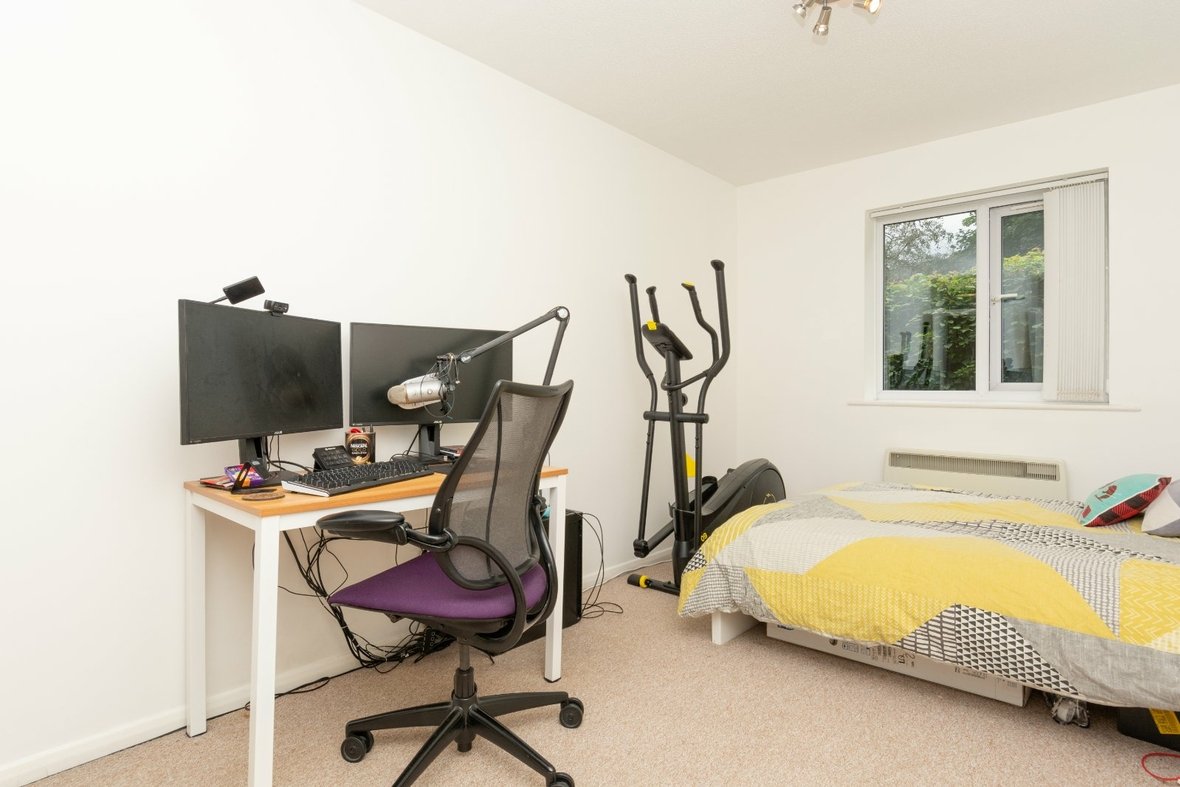1 Bedroom Apartment LetApartment Let in Canterbury Court, Battlefield Road, St. Albans - View 7 - Collinson Hall