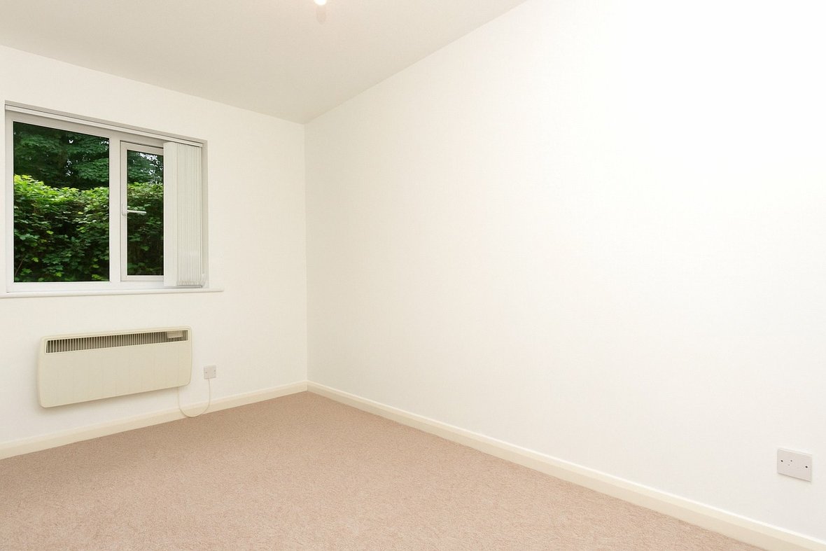 1 Bedroom Apartment To LetApartment To Let in Canterbury Court, Battlefield Road, St. Albans - View 6 - Collinson Hall