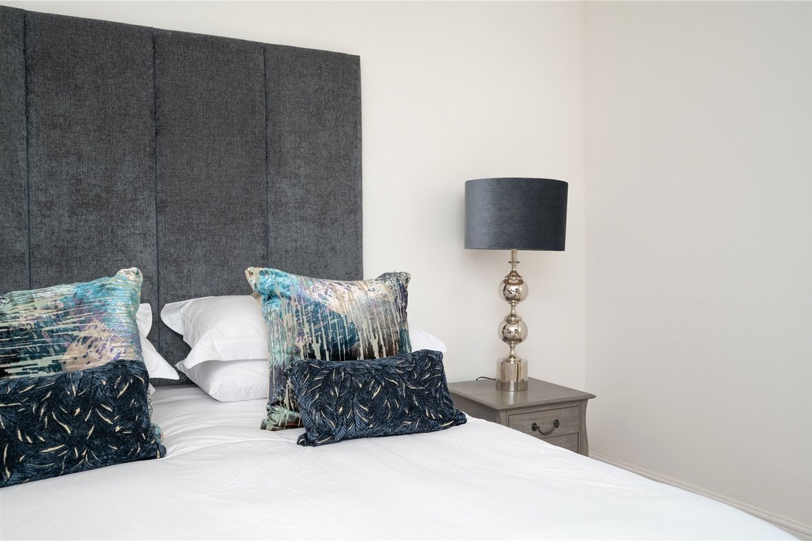 4 Bedroom House New InstructionHouse New Instruction in Watford Road, St. Albans, Hertfordshire - View 19 - Collinson Hall