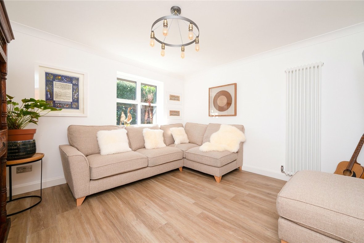 4 Bedroom House New InstructionHouse New Instruction in Watford Road, St. Albans, Hertfordshire - View 17 - Collinson Hall