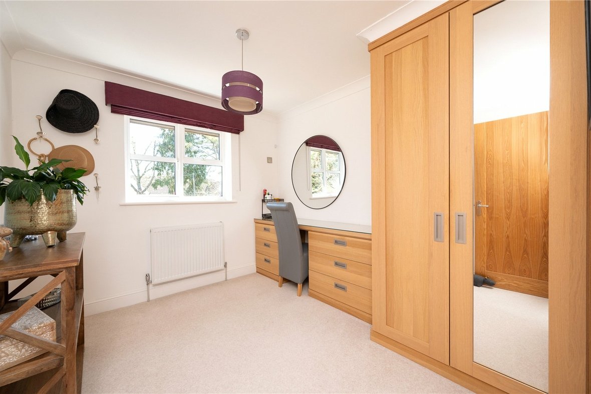 4 Bedroom House New InstructionHouse New Instruction in Watford Road, St. Albans, Hertfordshire - View 13 - Collinson Hall
