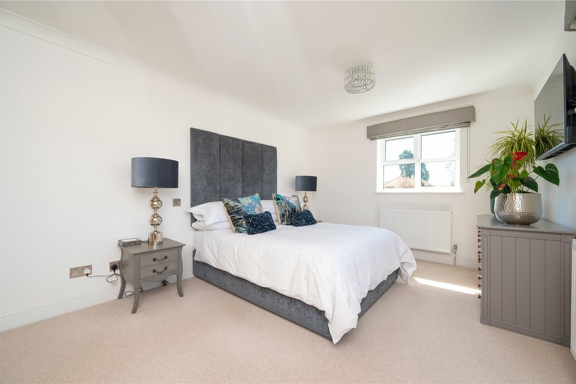 4 Bedroom House New InstructionHouse New Instruction in Watford Road, St. Albans, Hertfordshire - View 8 - Collinson Hall