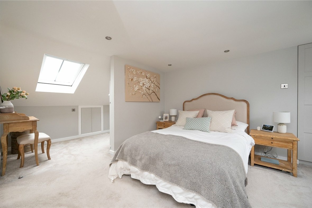 4 Bedroom House Sold Subject to ContractHouse Sold Subject to Contract in Liverpool Road, St. Albans, Hertfordshire - View 7 - Collinson Hall