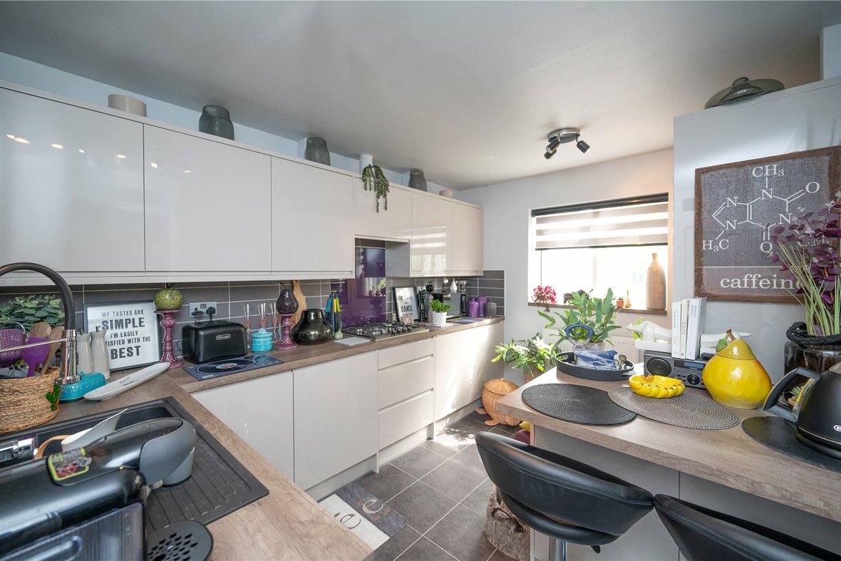 2 Bedroom Apartment Sold Subject to ContractApartment Sold Subject to Contract in Vesta Avenue, St. Albans, Hertfordshire - View 3 - Collinson Hall