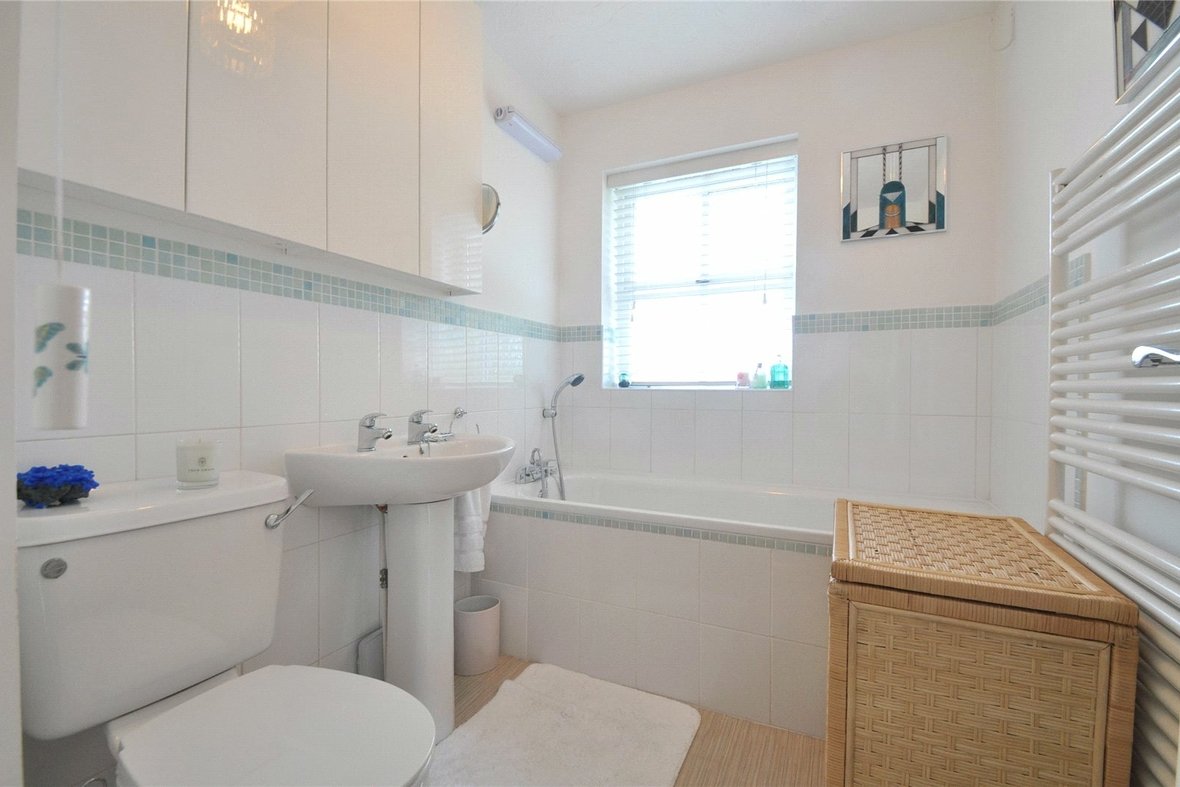 3 Bedroom House LetHouse Let in Bramley Way, St. Albans, Hertfordshire - View 9 - Collinson Hall