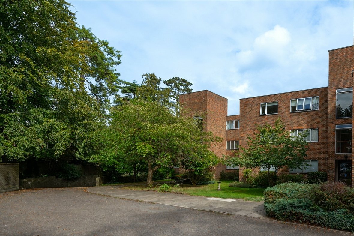 2 Bedroom Apartment Sold Subject to ContractApartment Sold Subject to Contract in Hillcrest, King Harry Lane, St. Albans - View 14 - Collinson Hall