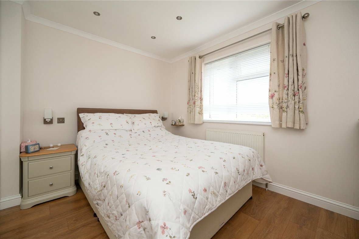 3 Bedroom House LetHouse Let in Hobbs Hill Road, Hemel Hempstead, Hertfordshire - View 8 - Collinson Hall