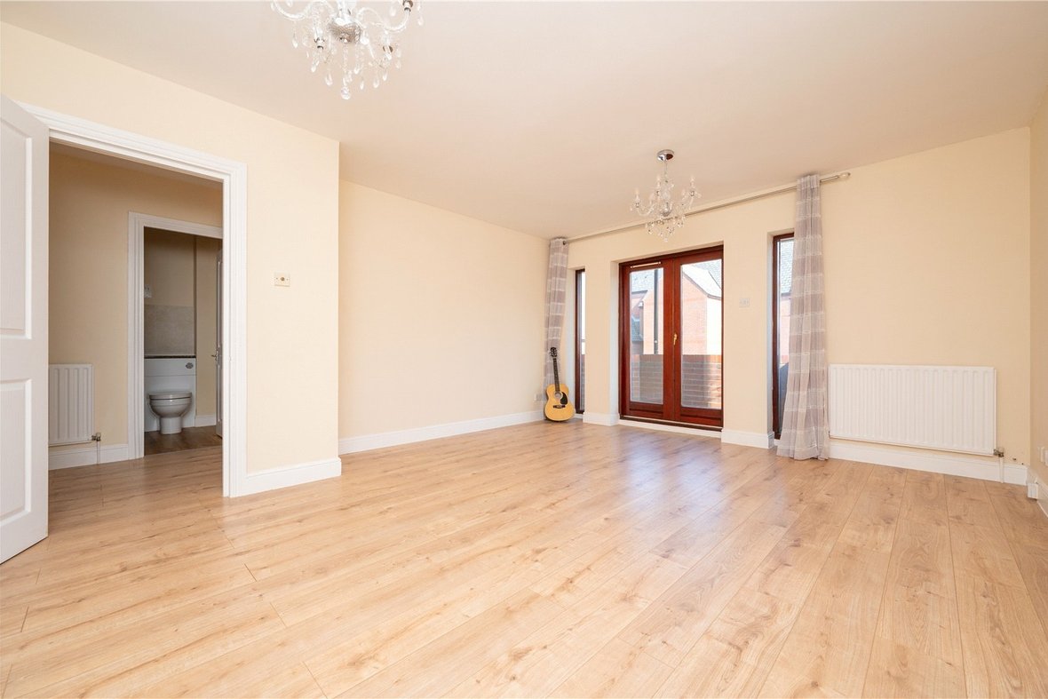2 Bedroom Apartment To LetApartment To Let in Ashtree Court, St. Albans, Hertfordshire - View 3 - Collinson Hall
