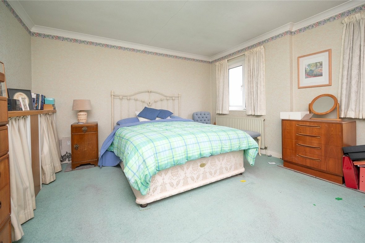 2 Bedroom Apartment,maisonette For SaleApartment,maisonette For Sale in The Ridgeway, St. Albans, Hertfordshire - View 9 - Collinson Hall