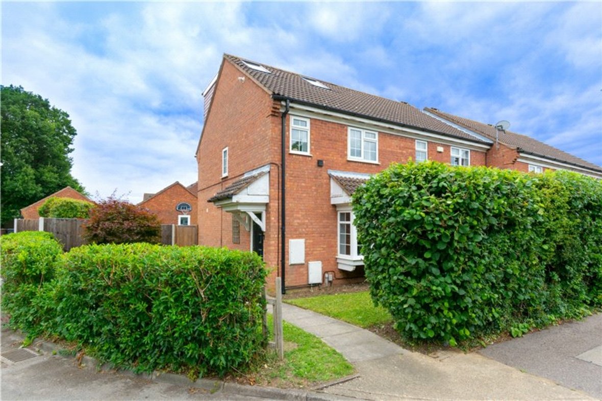 4 Bedroom House Sold Subject to Contract in Watling View, St. Albans, Hertfordshire - View 1 - Collinson Hall