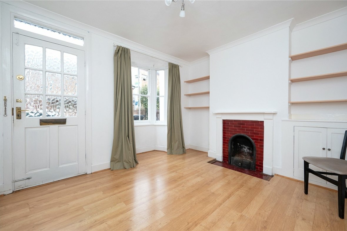 3 Bedroom House LetHouse Let in Camp Road, St. Albans, Hertfordshire - View 2 - Collinson Hall