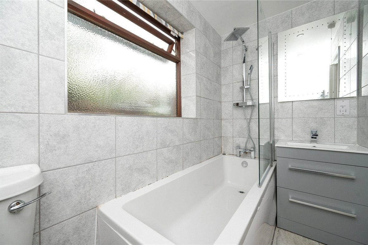 3 Bedroom House LetHouse Let in Camp Road, St. Albans, Hertfordshire - View 7 - Collinson Hall