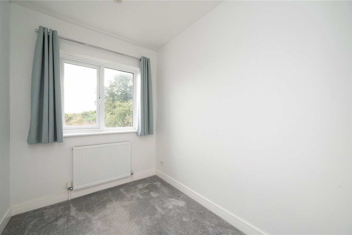 2 Bedroom Apartment LetApartment Let in Great North Road, Welwyn Garden City, Hertfordshire - View 8 - Collinson Hall