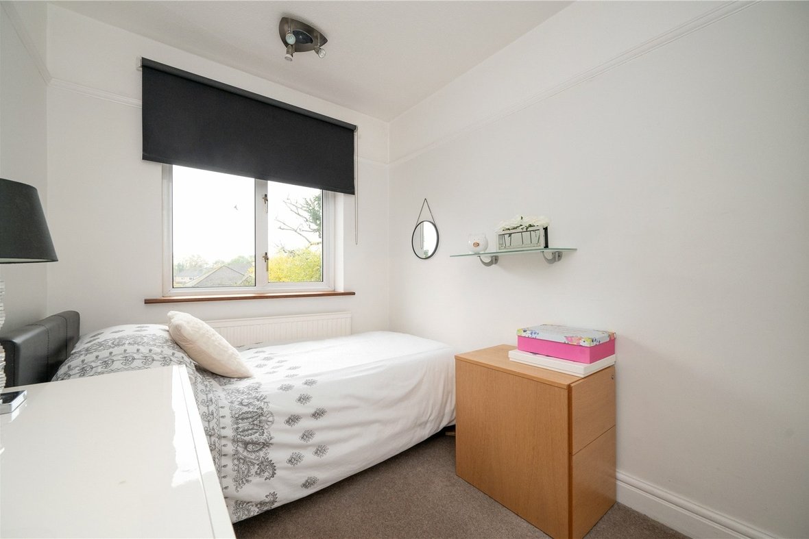 3 Bedroom House For SaleHouse For Sale in Hatfield Road, St. Albans, Hertfordshire - View 10 - Collinson Hall