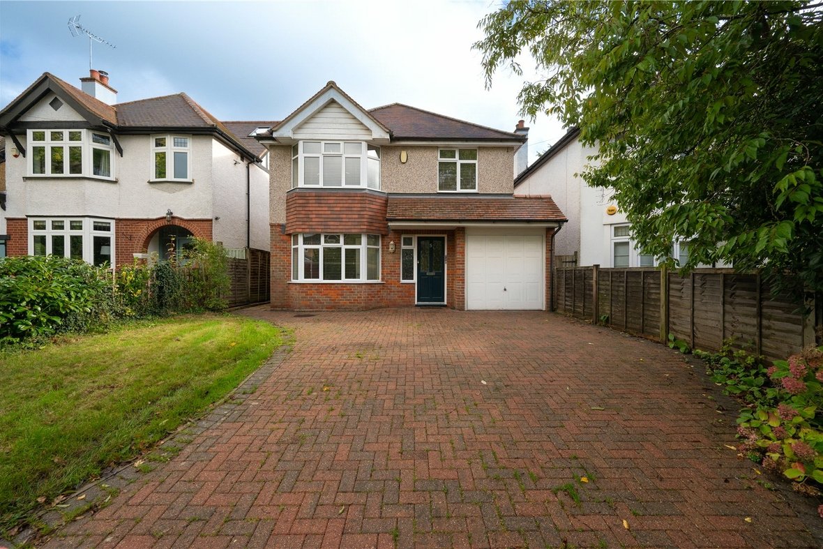 4 Bedroom House Sold Subject to ContractHouse Sold Subject to Contract in Old Harpenden Road, St. Albans, Hertfordshire - View 18 - Collinson Hall