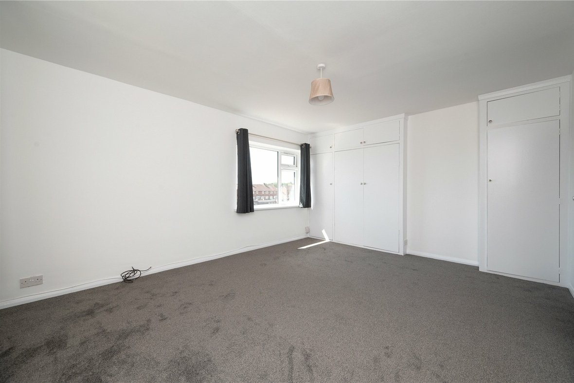 2 Bedroom Maisonette New InstructionMaisonette New Instruction in Hughenden Road, St. Albans, Hertfordshire - View 12 - Collinson Hall