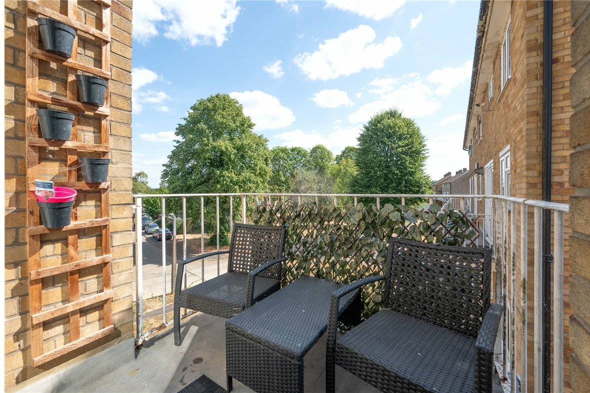 2 Bedroom Maisonette New InstructionMaisonette New Instruction in Hughenden Road, St. Albans, Hertfordshire - View 5 - Collinson Hall