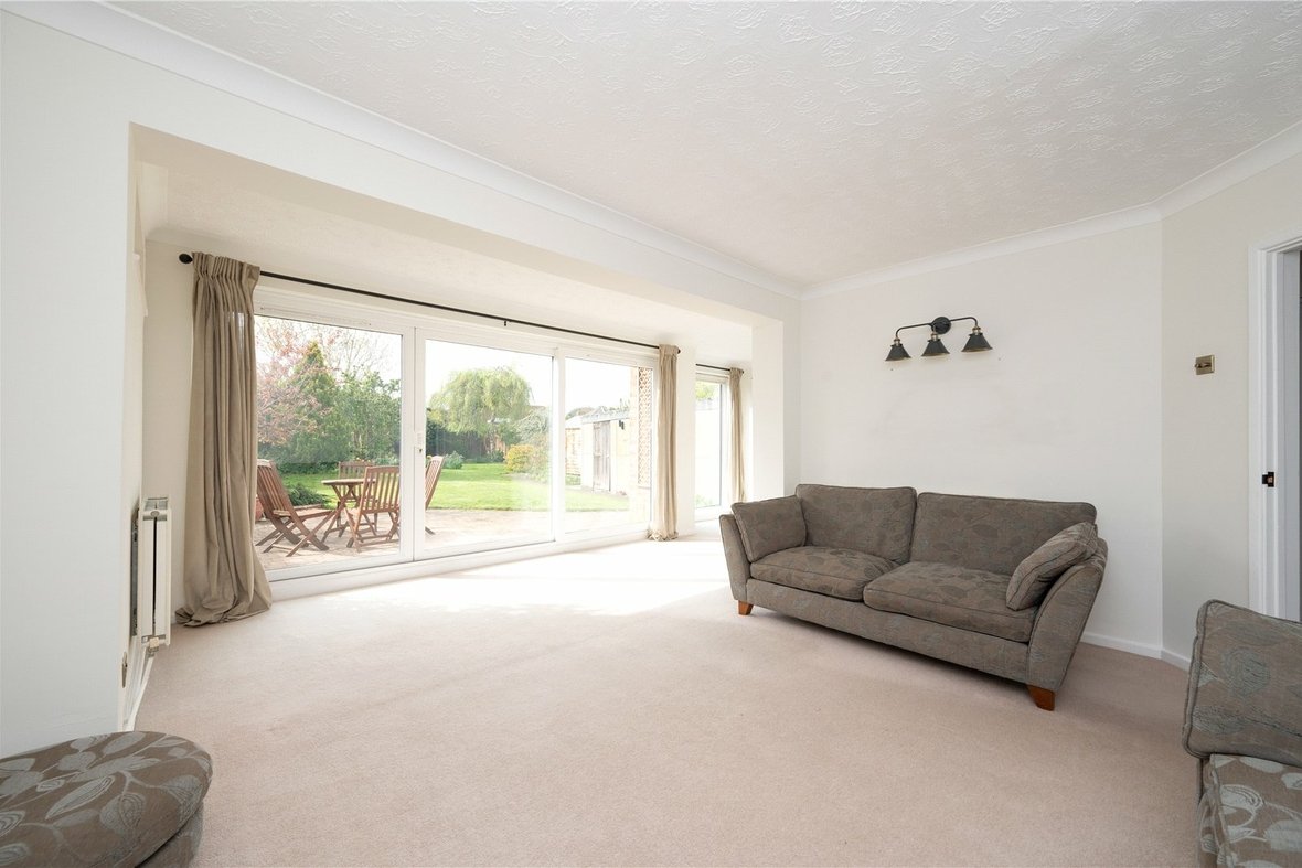 2 Bedroom Bungalow LetBungalow Let in Ragged Hall Lane, St. Albans, Hertfordshire - View 5 - Collinson Hall