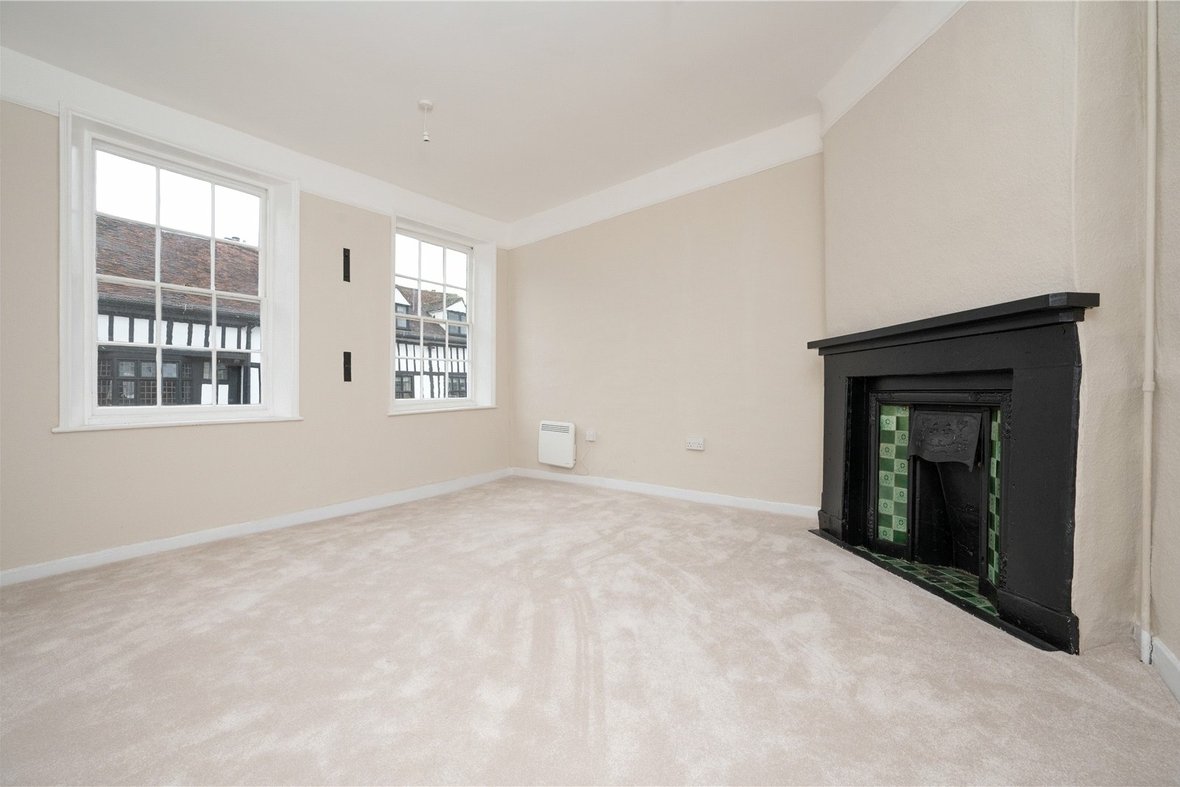4 Bedroom Apartment LetApartment Let in Holywell Hill, St. Albans, Hertfordshire - View 3 - Collinson Hall