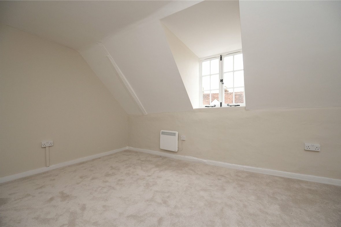 4 Bedroom Apartment LetApartment Let in Holywell Hill, St. Albans, Hertfordshire - View 18 - Collinson Hall
