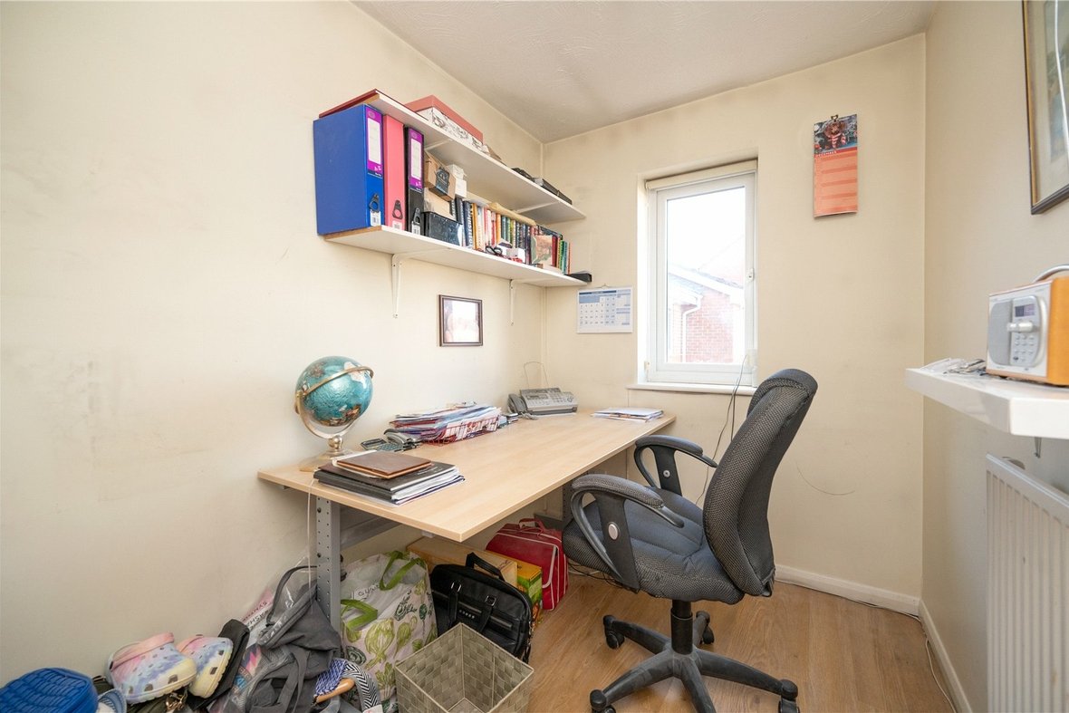 3 Bedroom House For SaleHouse For Sale in Alsop Close, London Colney, St. Albans - View 8 - Collinson Hall